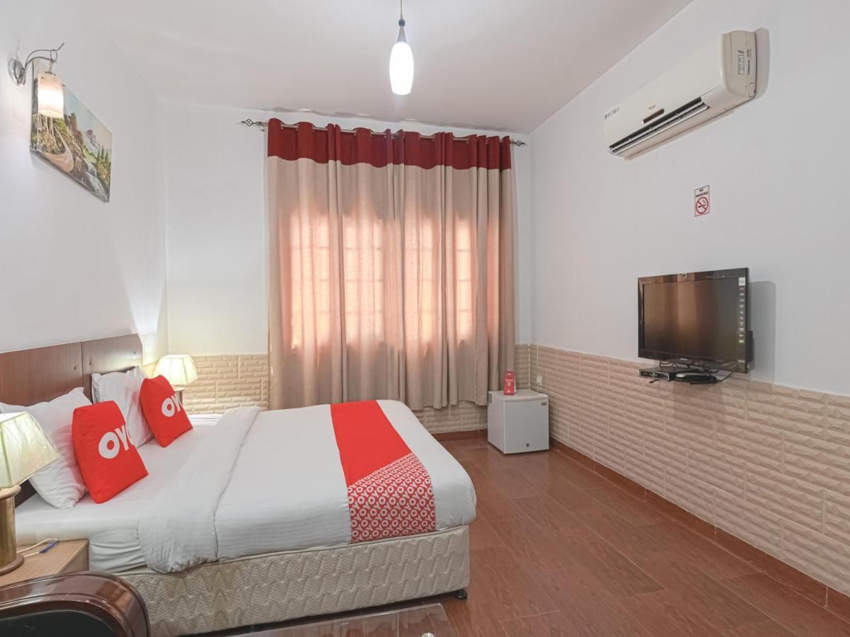 Oyo 120 Seeb Guest House Muscat Exterior photo