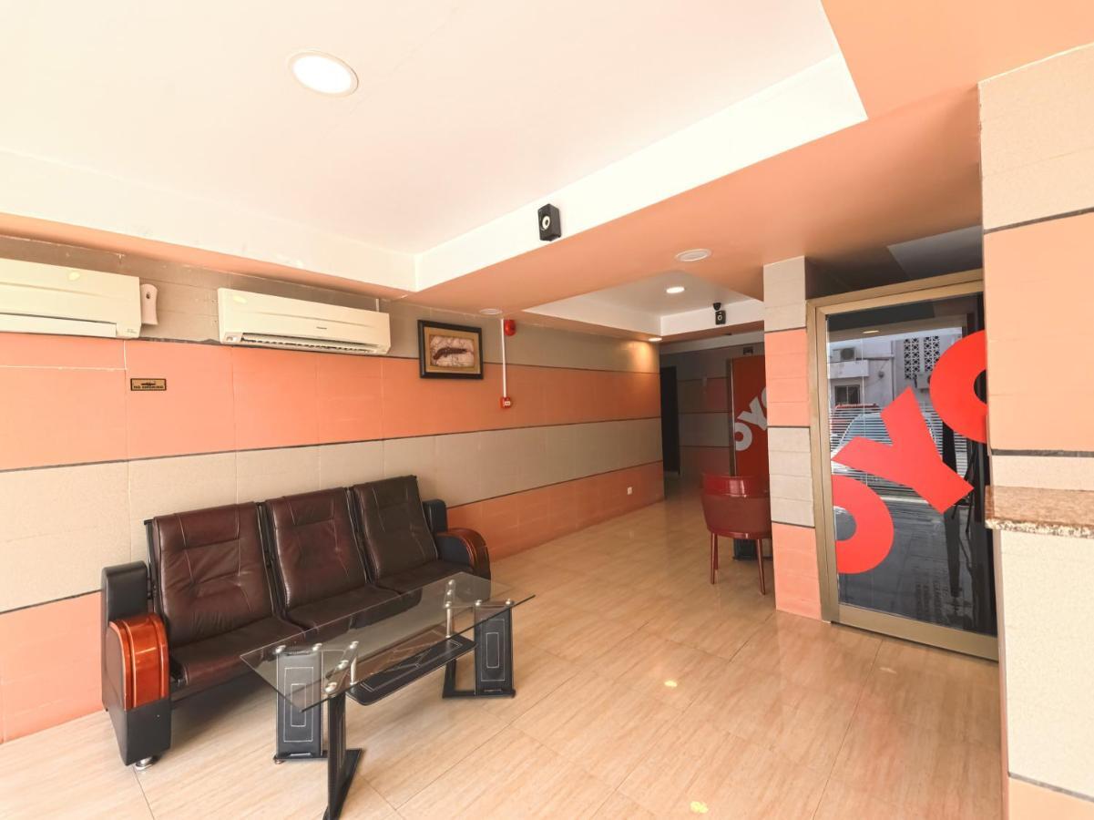 Oyo 120 Seeb Guest House Muscat Exterior photo
