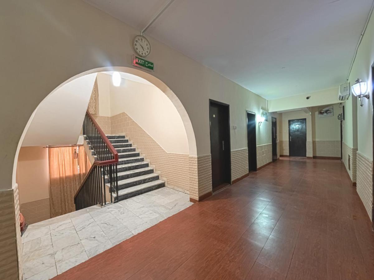 Oyo 120 Seeb Guest House Muscat Exterior photo
