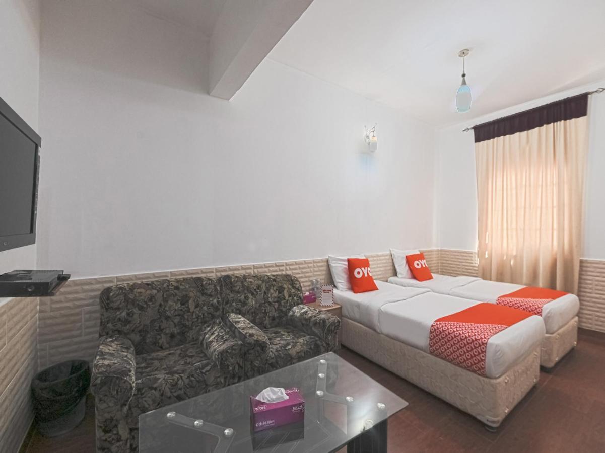 Oyo 120 Seeb Guest House Muscat Exterior photo